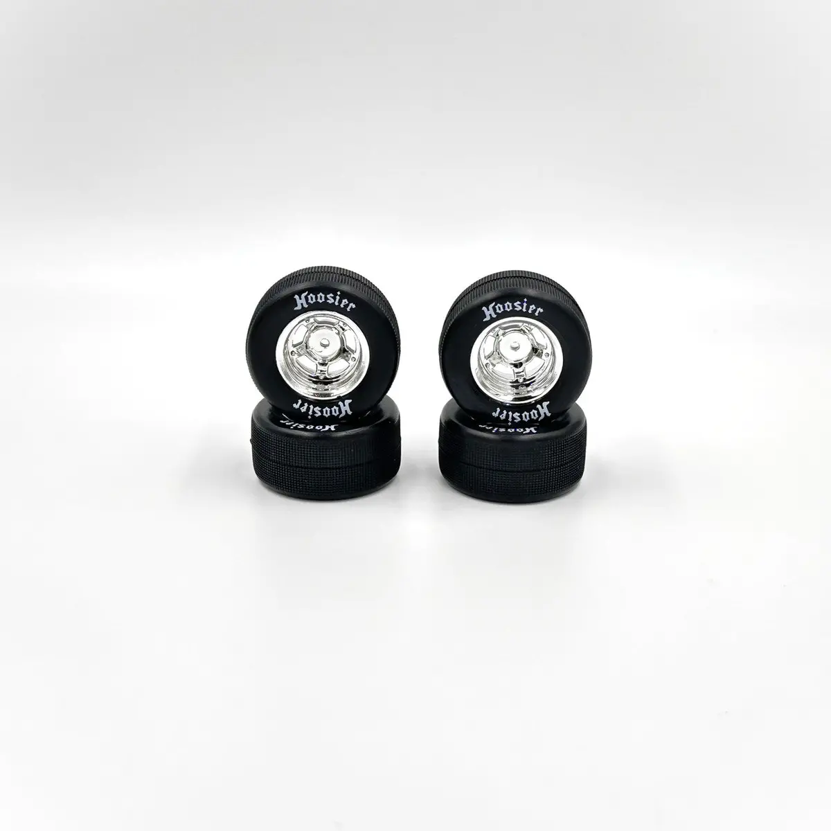 1Rc Fr/Rr Soft Tires & Chrome Wheels, 1/18 Asphalt Lm (4) 1