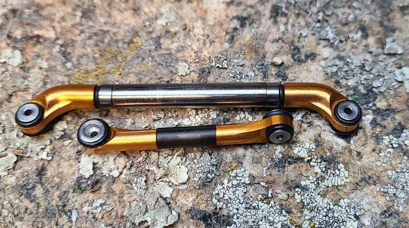 3Flow9 V2.1 durable steel rolling steering link—compatible with metal Meus ISO and SCX24 axle systems; available in multiple colors - Image 5