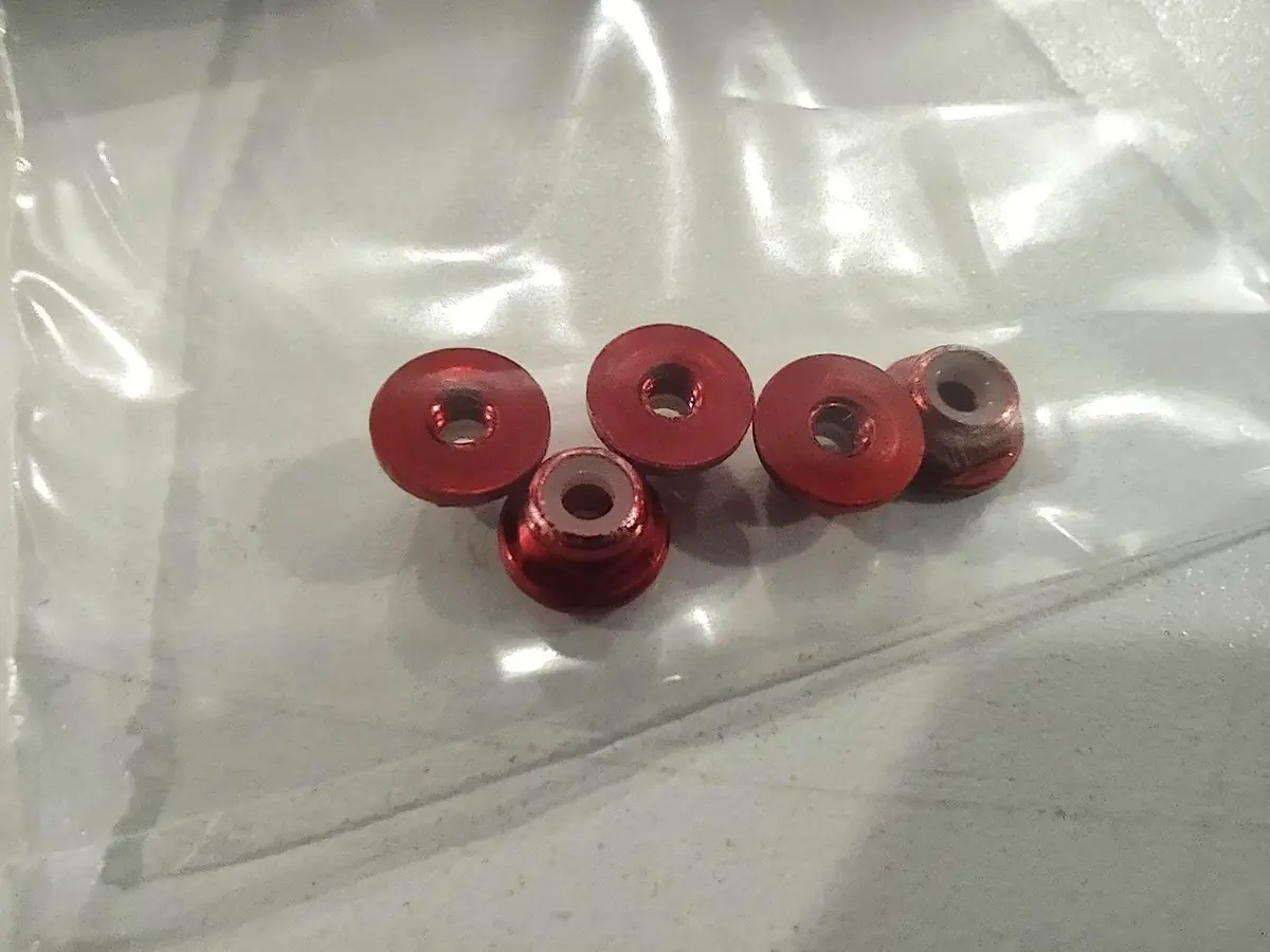 Gt55 M2 Flange Aluminum Self-Locking Nut (5Pcs Red) 1
