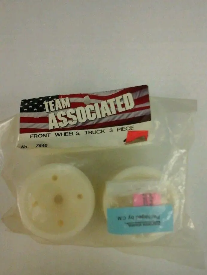 Associated 2.2 Front 2Wd Truck Wheels(White) 7840 1