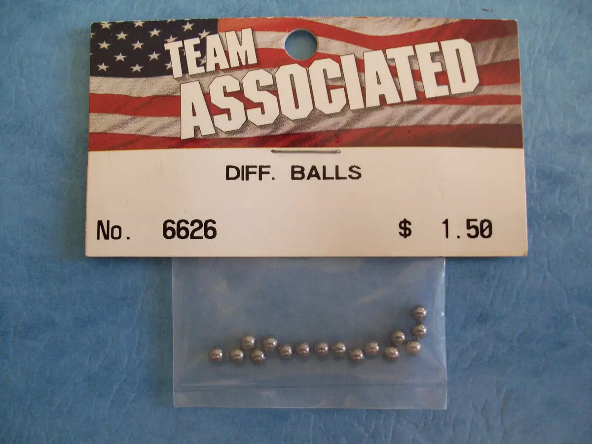 Team Associated 6626 Diff Balls 1