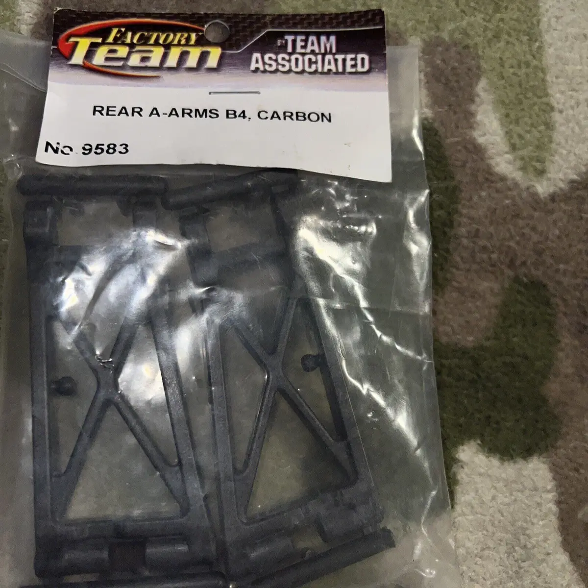 Team Associated 9583 Rear A-Arms B4 Carbon Asc9583 1