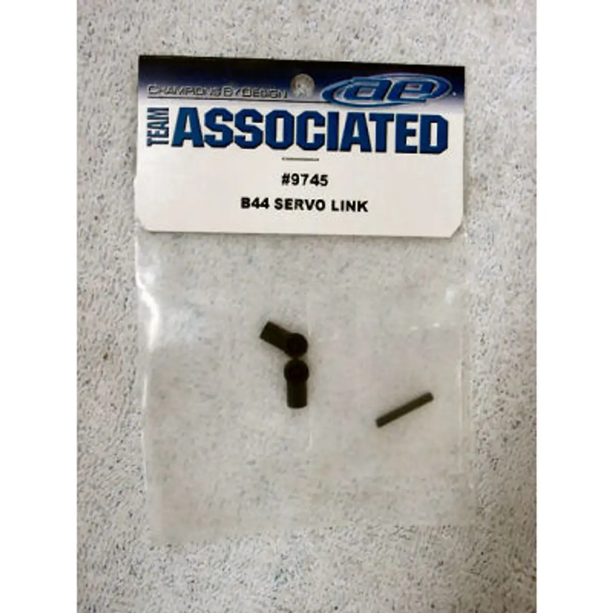 Team Associated B44 Servo Link 1