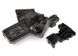 Bulkhead, Rear (Upper & Lower), Center Differential (Replacing #7727 & #7728 Requires #5107A Ball Bearings (2)) 2