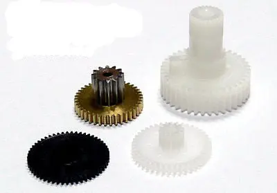 Futaba Servo Gear Set (Wing Mount, Coreless Bb) #S-9102 1