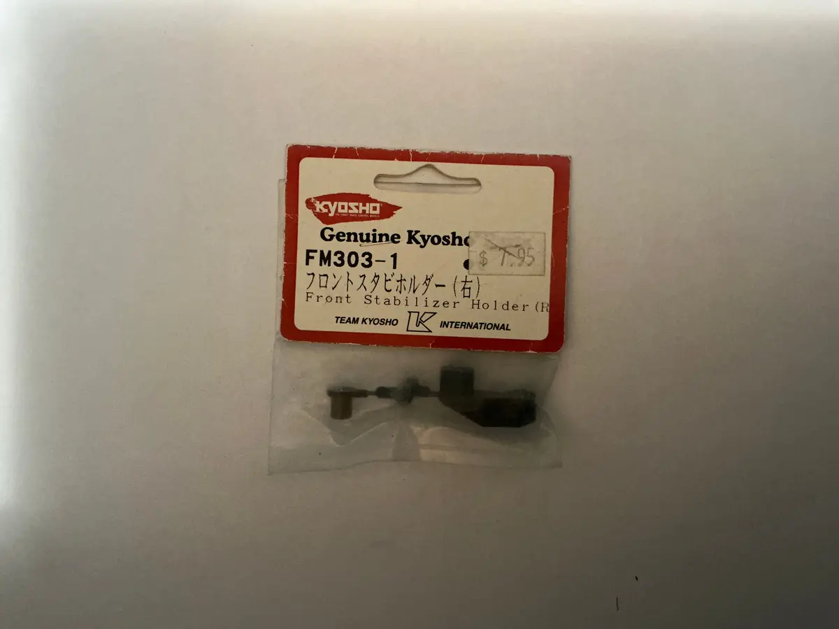 Kyosho Front Stabilizer Holder (R) Fm303-1 1