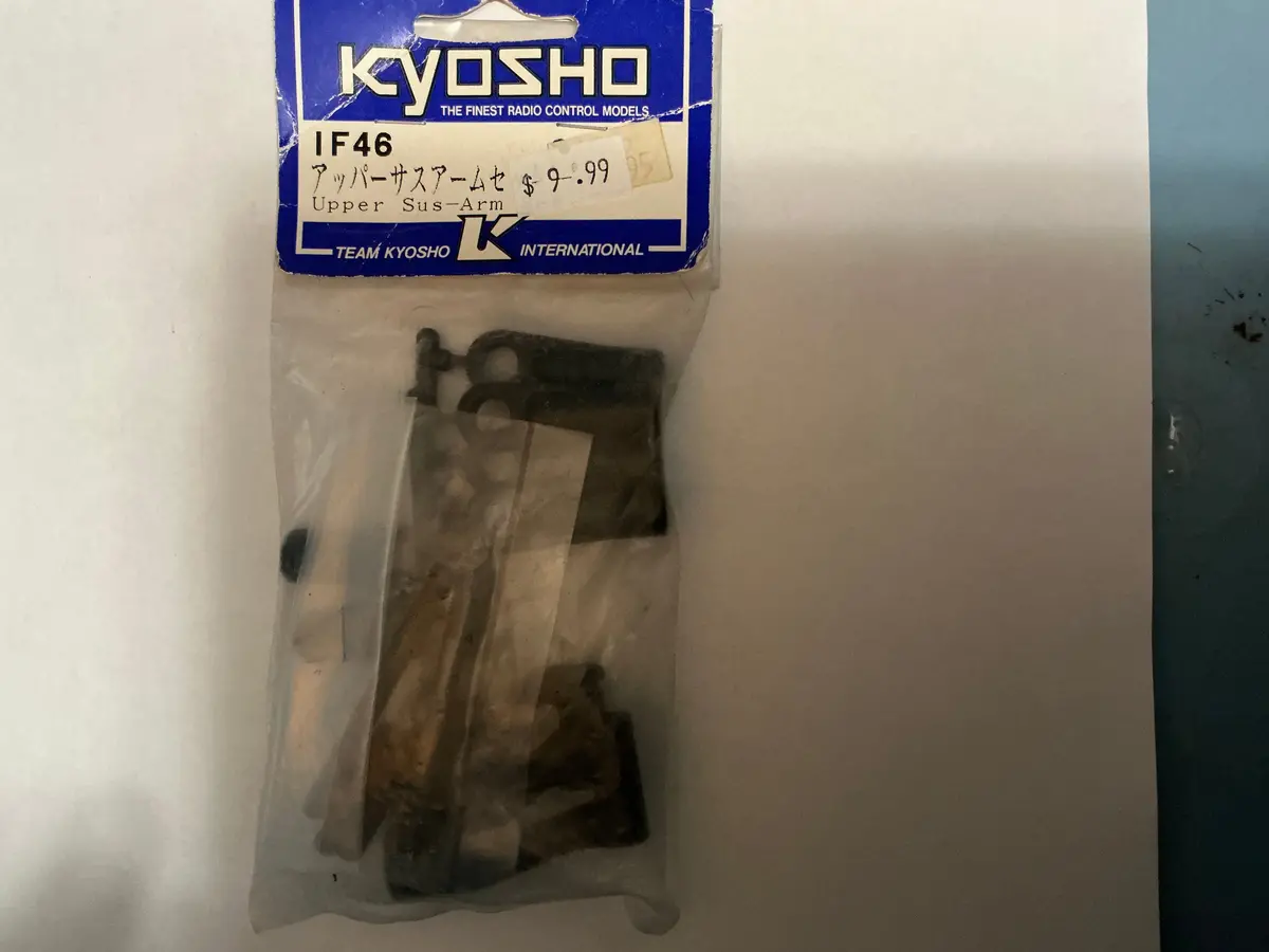 Kyosho Upper Sus-Arm If46 1