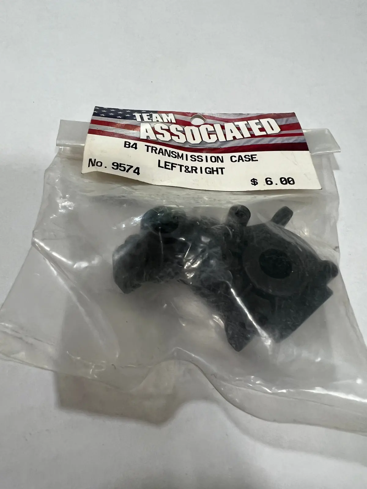 B4 Transmission Case Left&Right-Asc9574 1