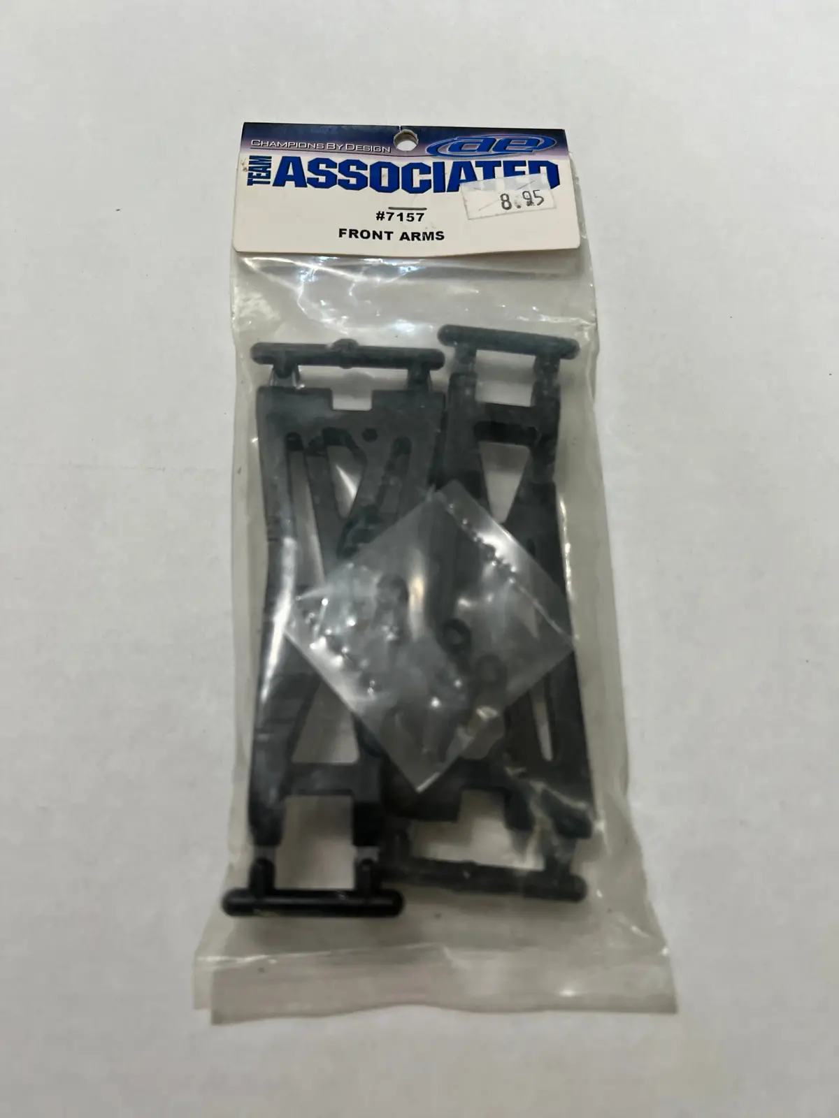 Front Arms-Asc7157 1