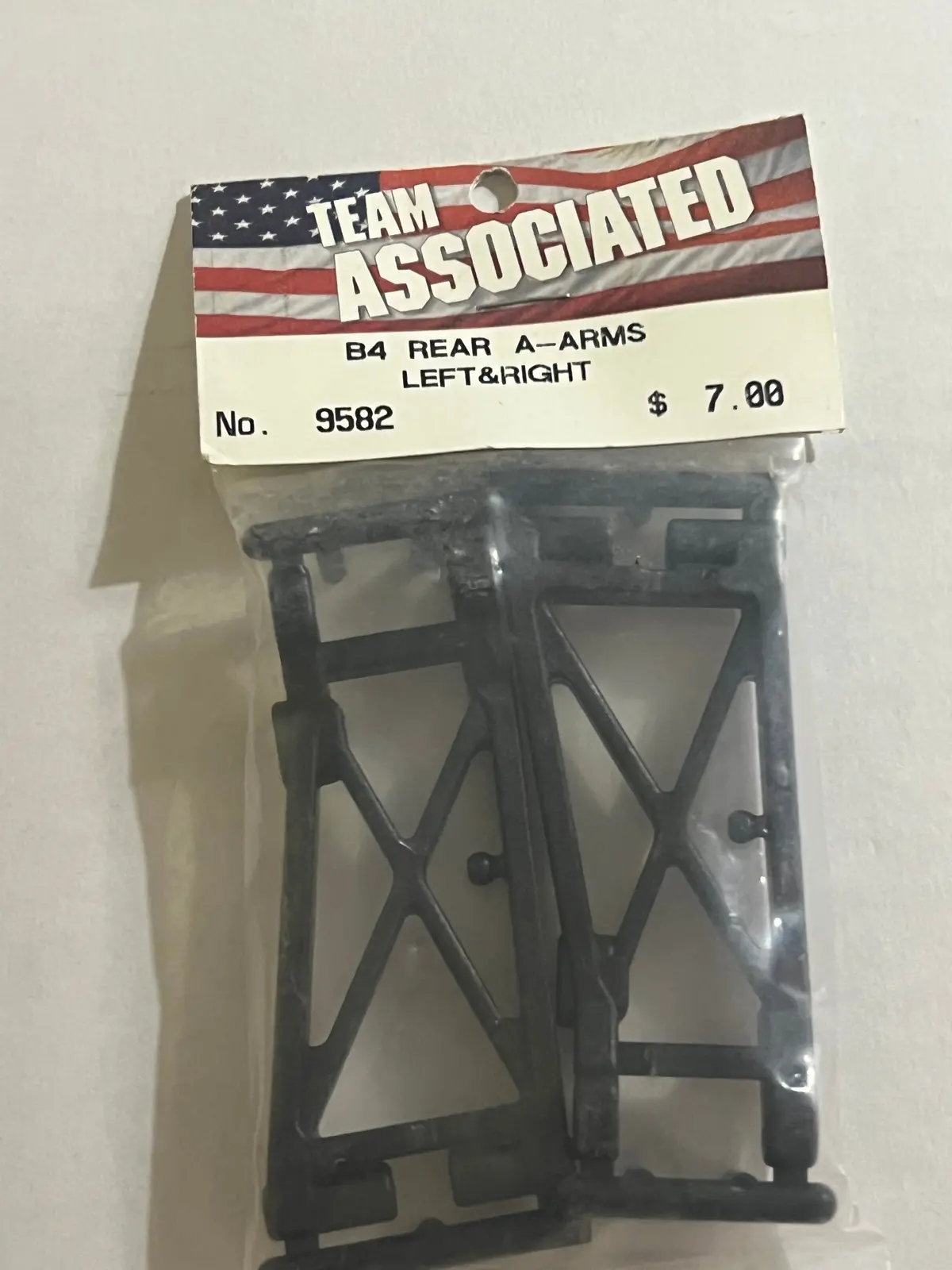 B4 Rear A-Arms Left & Right-Asc9582 1
