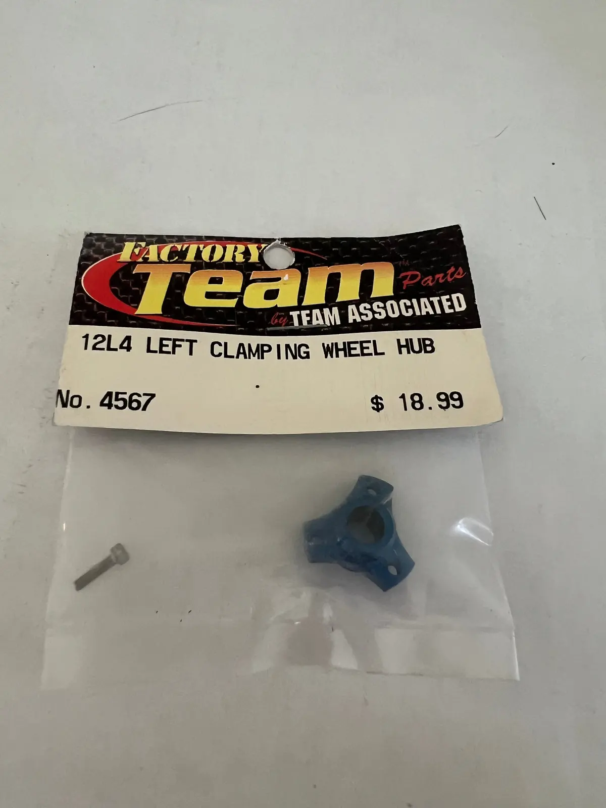 12L4 Left Clamping Wheel Hub-Asc4567 1
