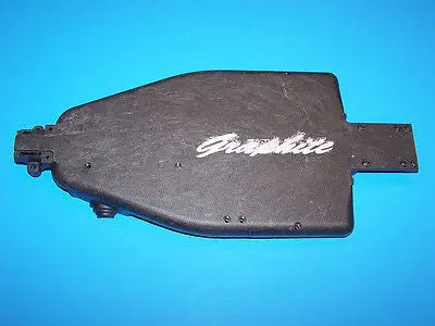 Losi (Sedan) Graphite/Composite Chassis #A-9915 1