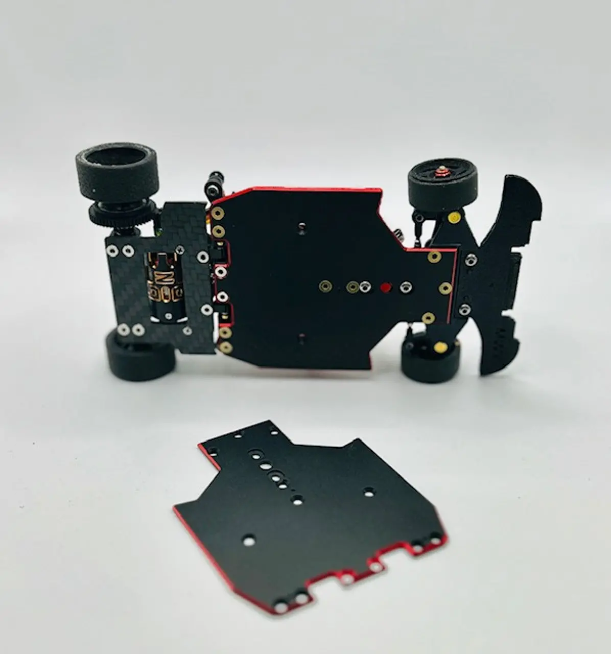 Mwx Performance R1 Aluminum Chassis 1