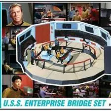 Star Trek U.S.S. Enterprise Bridge 1:32 1