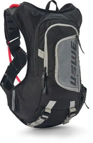 Uswe Moto Hydro 8L - Hydration Pack 3.0 Liter - Bounce Free - Carbon Black, Factory Blue, And Factory Orange 3